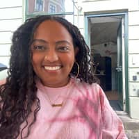 Sitter Profile Image: Saron S.