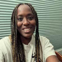 Sitter Profile Image: Tobi M.