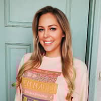 Sitter Profile Image: Anne F.