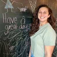 Sitter Profile Image: Lauren A.