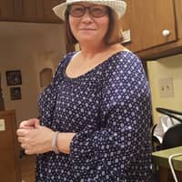 Sitter Profile Image: Mary W.