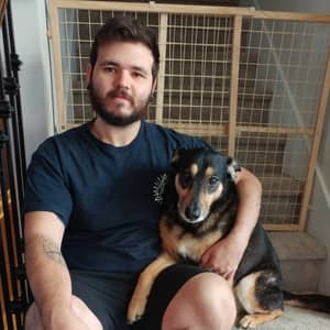 Sitter Profile Image: Zachary L.