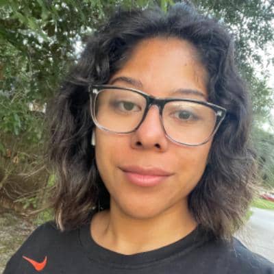 Sitter Profile Image: Lisette V.