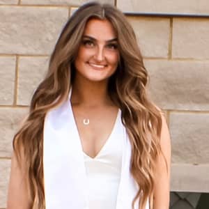 Sitter Profile Image: Madeline B.