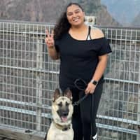 Sitter Profile Image: Anny S.