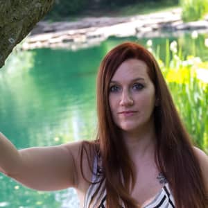 Amanda R.