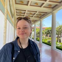 Sitter Profile Image: Emily J.