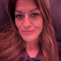 Sitter Profile Image: April W.