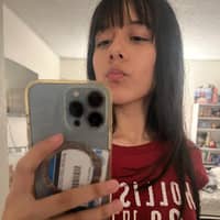 Sitter Profile Image: Ruby R.