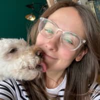 Sitter Profile Image: Carlyn S.