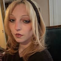 Sitter Profile Image: Shelby M.