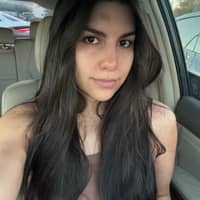 Sitter Profile Image: Courtney M.