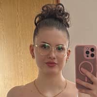 Sitterprofilbild: Chara-Janina F.