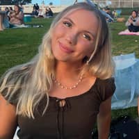 Sitter Profile Image: Michelle S.