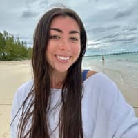 Sitter Profile Image: Avery S.