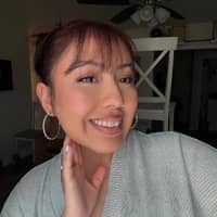 Sitter Profile Image: Shawnaba V.