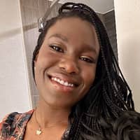 Sitter Profile Image: Britney L.