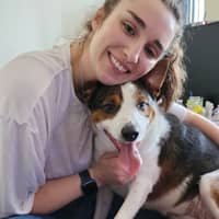 Sitter Profile Image: Maya K.