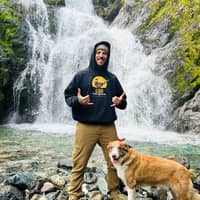 Sitter Profile Image: Jarred H.