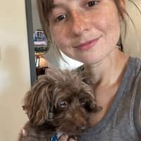 Sitter Profile Image: Sarah R.