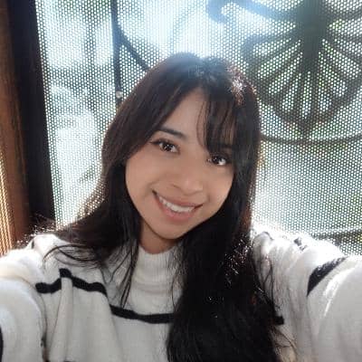 Sitter Profile Image: Yuridia L.