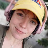 Sitter Profile Image: Cheyenne H.