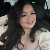 Sitter Profile Image: Angela D.