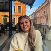 Sitter Profile Image: Molly B.