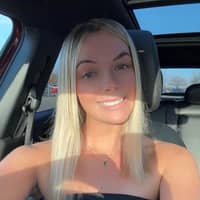 Sitter Profile Image: Lauren M.