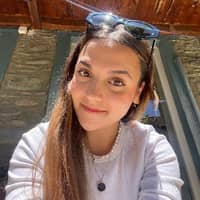 Photo de profil du pet sitter : Aïnara H.