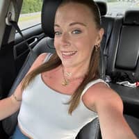 Sitter Profile Image: sydney m.