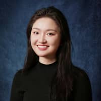 Sitter Profile Image: Yan Y.