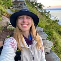 Passarens profilbild: Emelia N.