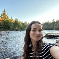 Sitter Profile Image: Catalina P.