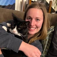 Sitter Profile Image: Abigail F.