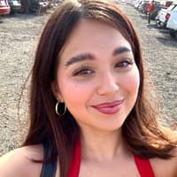 Sitter Profile Image: Lauren R.