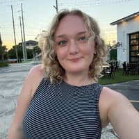 Sitter Profile Image: Rachel J.