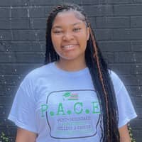 Sitter Profile Image: Hannah M.