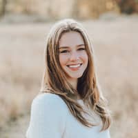 Sitter Profile Image: Juliet P.