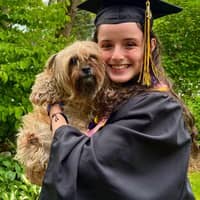 Sitter Profile Image: Emilia T.