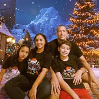 Sitter Profile Image: Miguel & Hannah R.