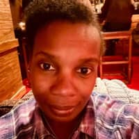 Sitter Profile Image: Dee M.