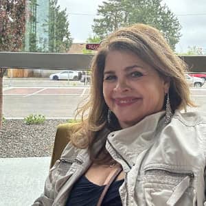 Sitter Profile Image: Jeanette V.