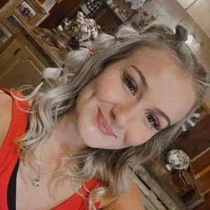 Sitter Profile Image: Ashtyn M.