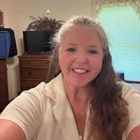 Sitter Profile Image: Angela G.