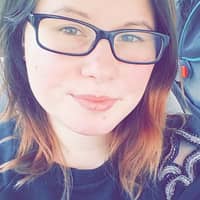 Sitter Profile Image: Zoe S.