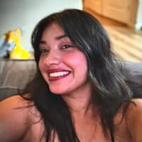 Sitter Profile Image: Kenia V.