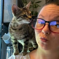 Sitter Profile Image: Elizabeth B.