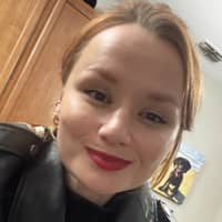 Sitter Profile Image: Chelsea R.