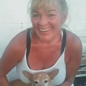 Sitter Profile Image: Cindy D.